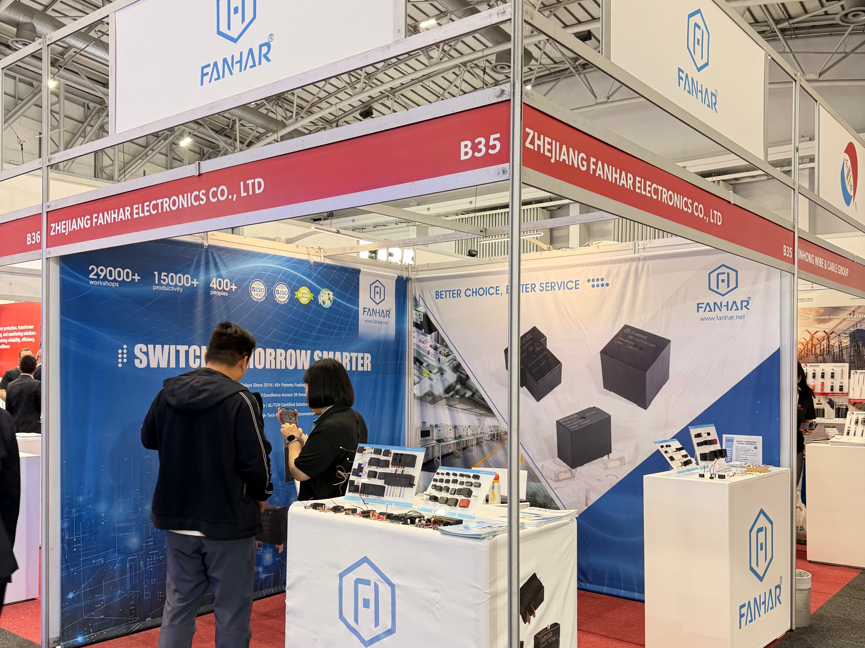 Revue d'événement | Fanhar Electronics conclut une course réussie à Enlit Africa 2026